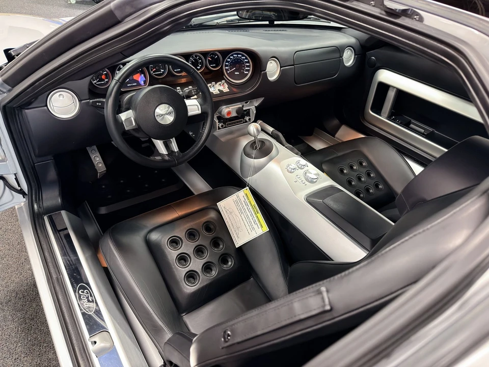 2005 Ford GT 1st Gen - Image 22 of 24
