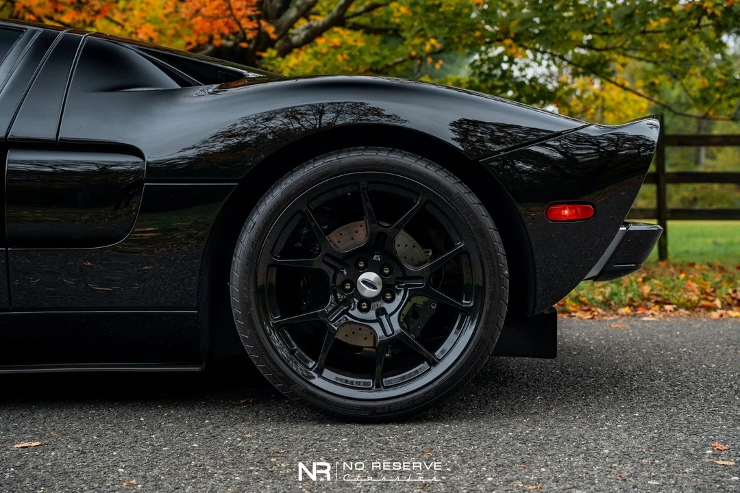 2005 Ford GT 1st Gen - Image 20 of 21