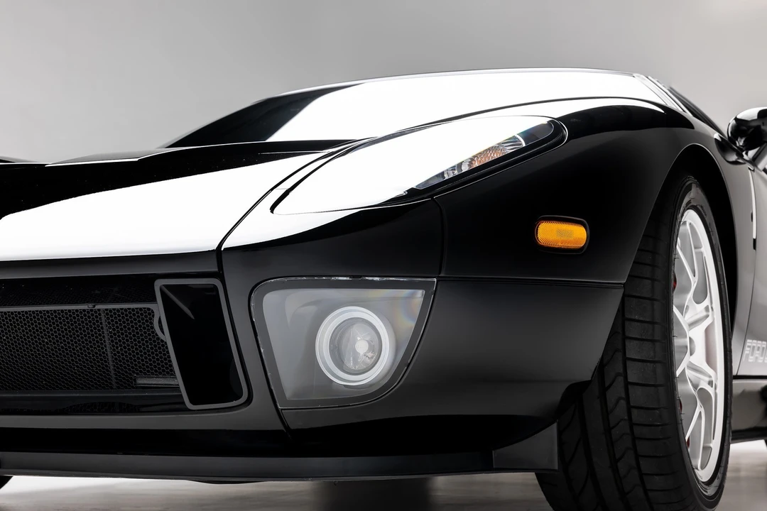 2005 Ford GT 1st Gen - Image 17 of 21
