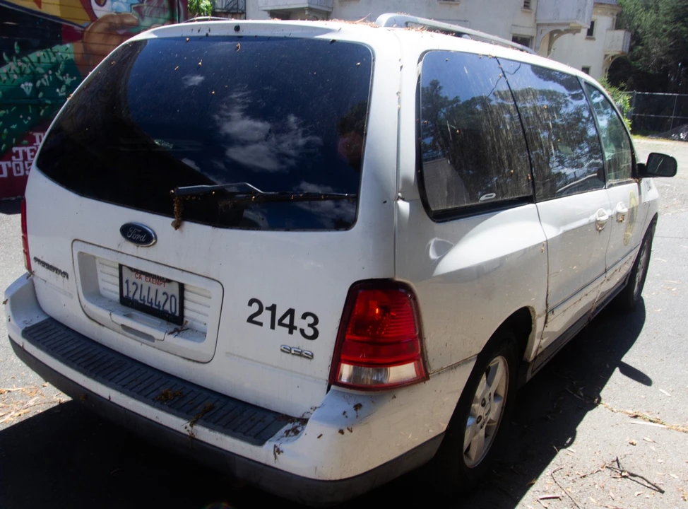 2005 Ford - Image 4 of 18