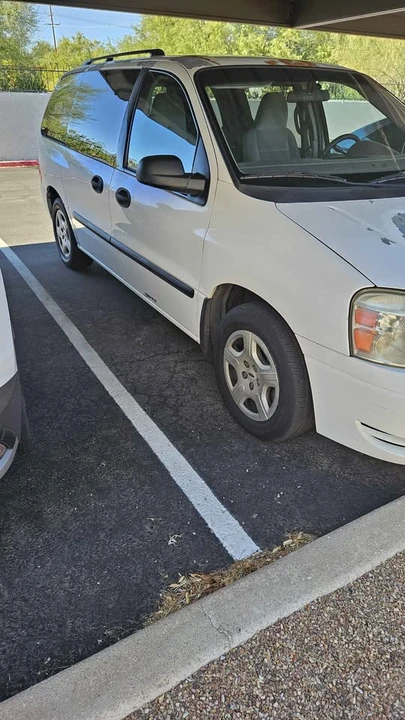 2005 Ford Freestyle - Image 5 of 10