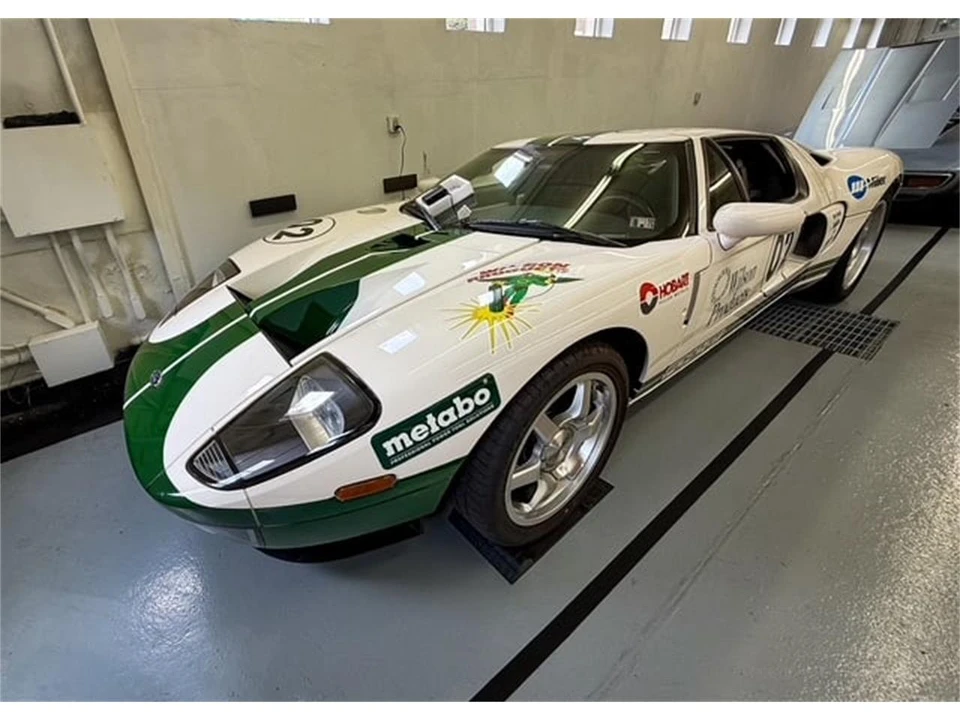 2005 Ford GT 1st Gen - Image 17 of 19