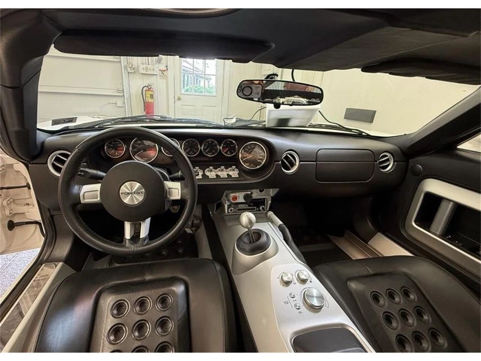 2005 Ford GT 1st Gen - Image 16 of 19