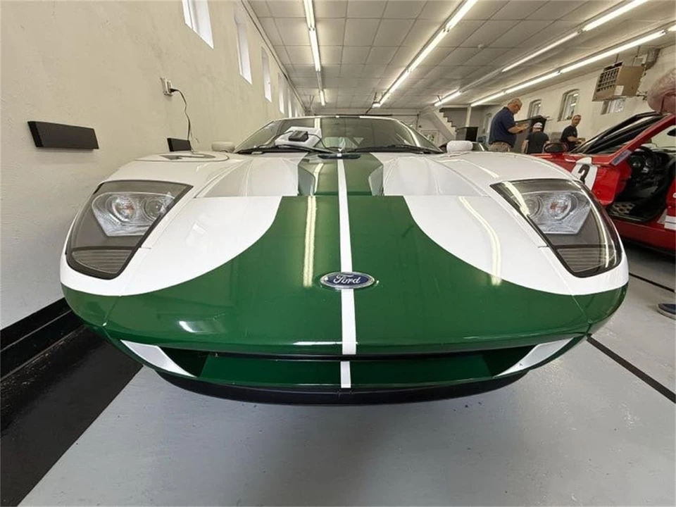 2005 Ford GT 1st Gen - Image 18 of 19