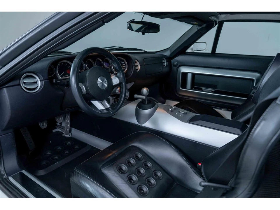 2005 Ford GT 1st Gen - Image 16 of 31