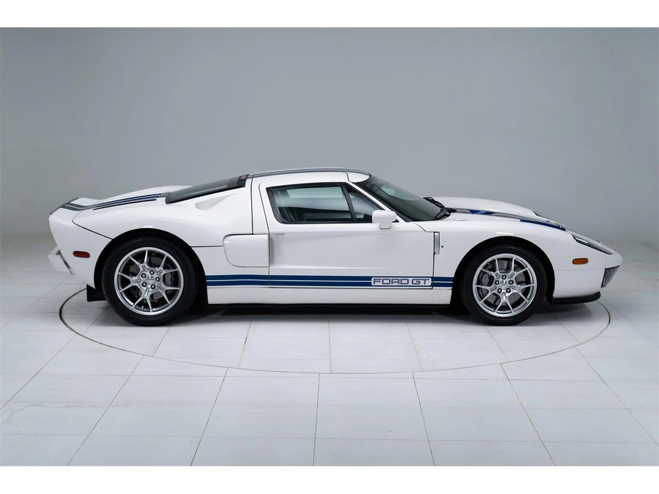 2005 Ford GT 1st Gen - Image 2 of 31