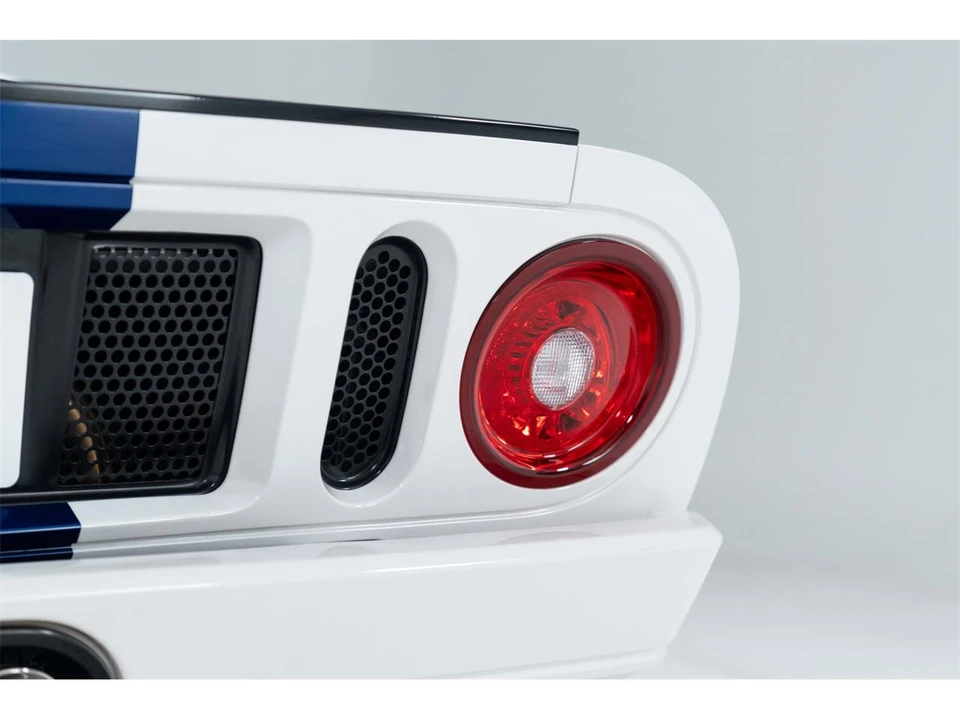 2005 Ford GT 1st Gen - Image 15 of 31