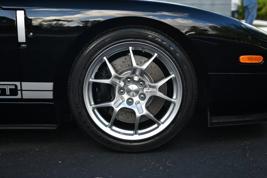 2005 Ford GT 1st Gen - Image 24 of 31