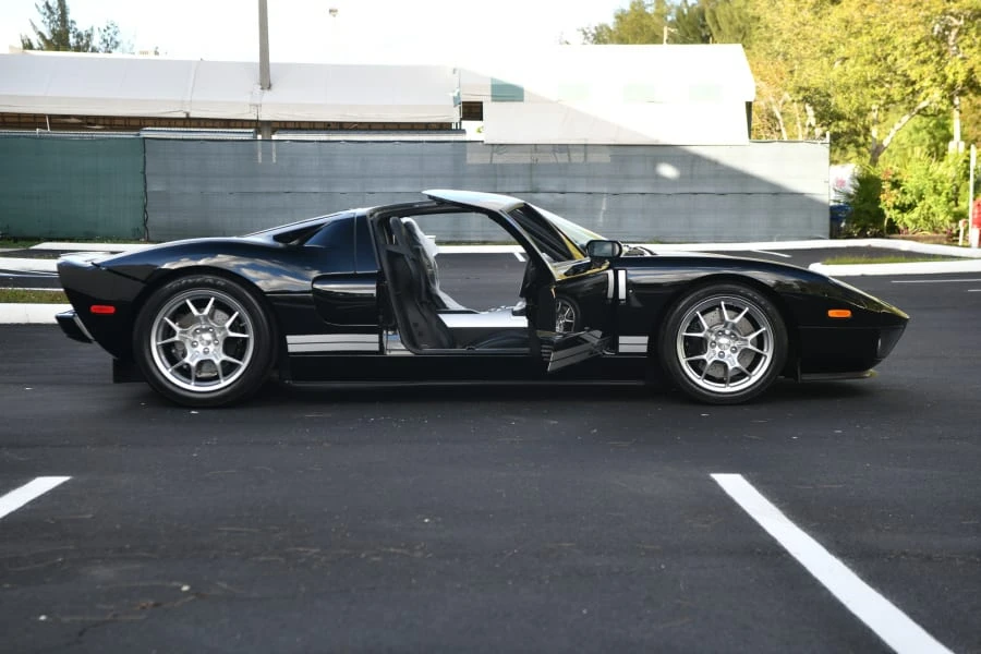 2005 Ford GT 1st Gen - Image 7 of 31
