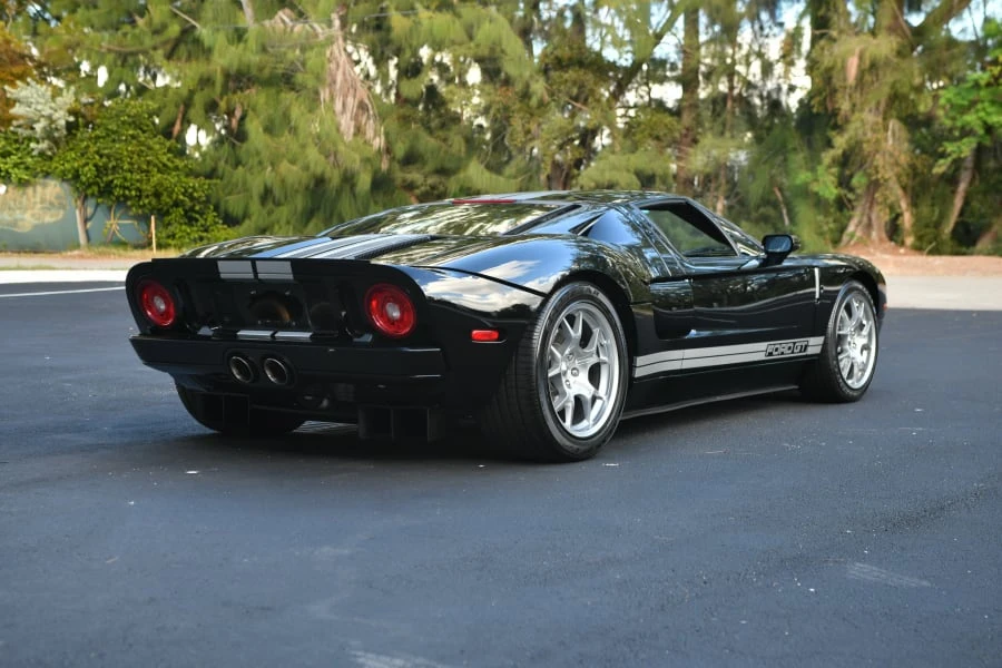 2005 Ford GT 1st Gen - Image 15 of 31