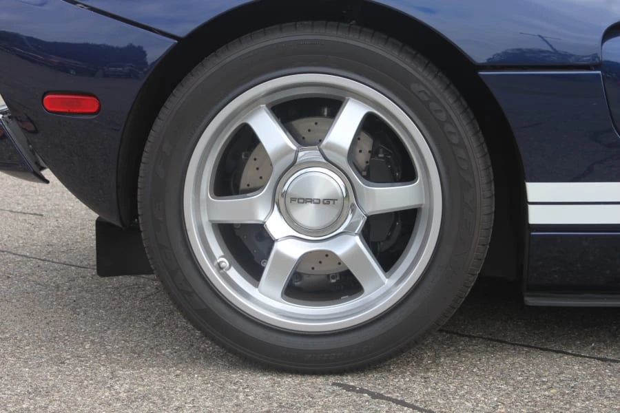 2005 Ford GT 1st Gen - Image 9 of 10