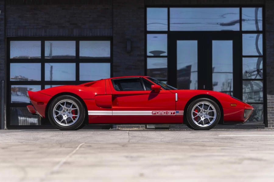2005 Ford GT 1st Gen - Image 2 of 31