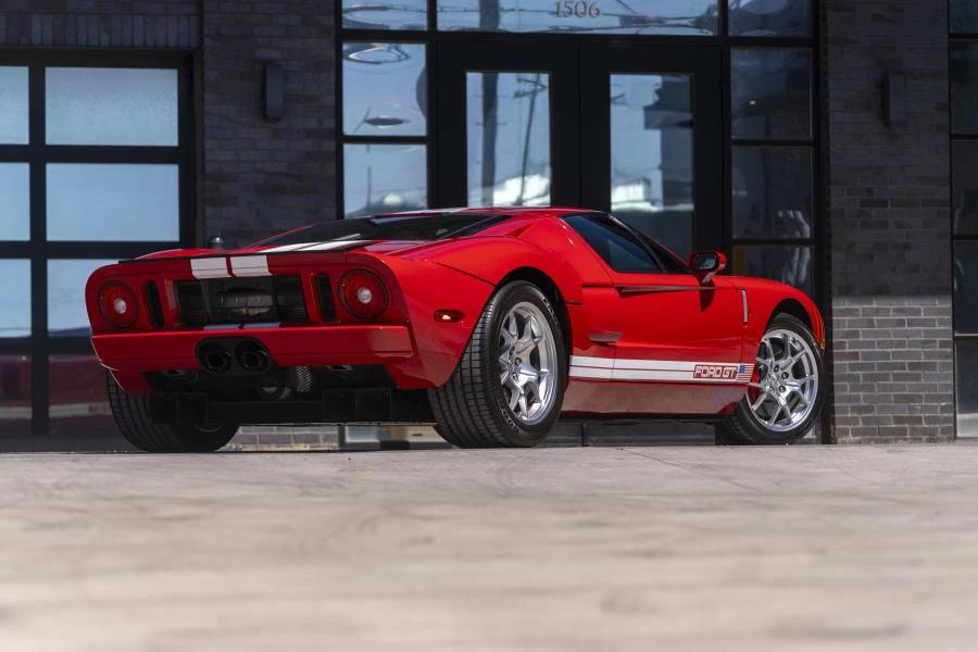 2005 Ford GT 1st Gen - Image 15 of 31