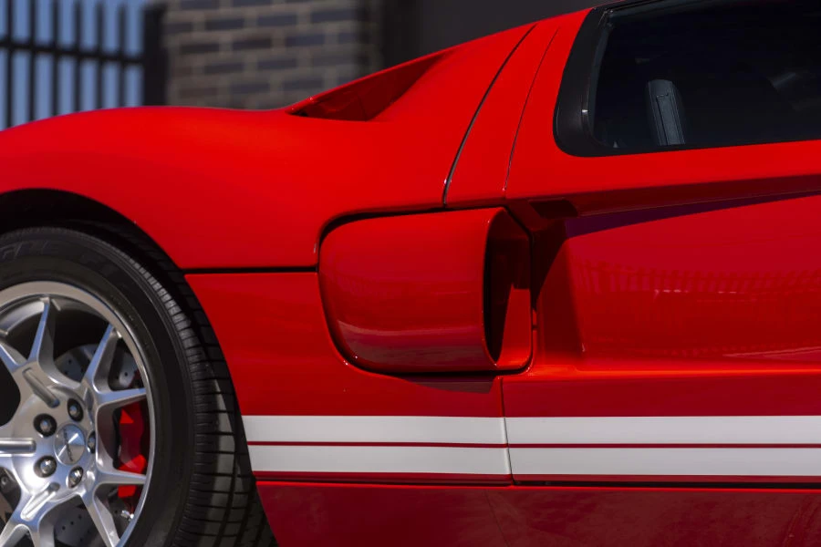 2005 Ford GT 1st Gen - Image 13 of 31