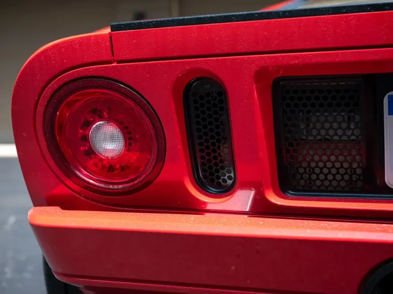 2005 Ford GT 1st Gen - Image 23 of 31