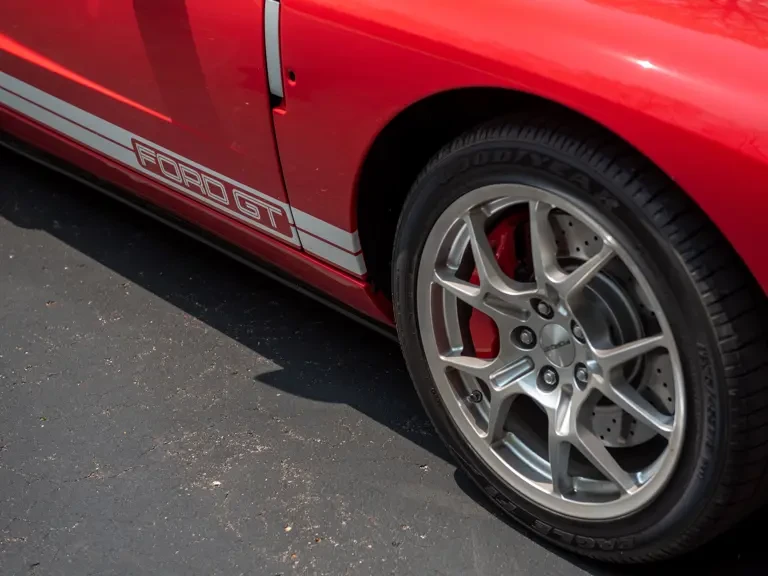 2005 Ford GT 1st Gen - Image 17 of 31