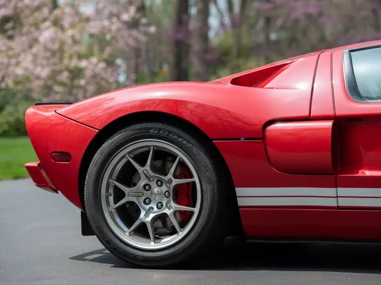2005 Ford GT 1st Gen - Image 28 of 31