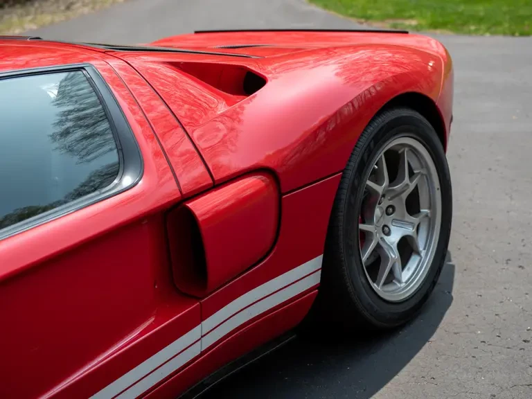 2005 Ford GT 1st Gen - Image 13 of 31