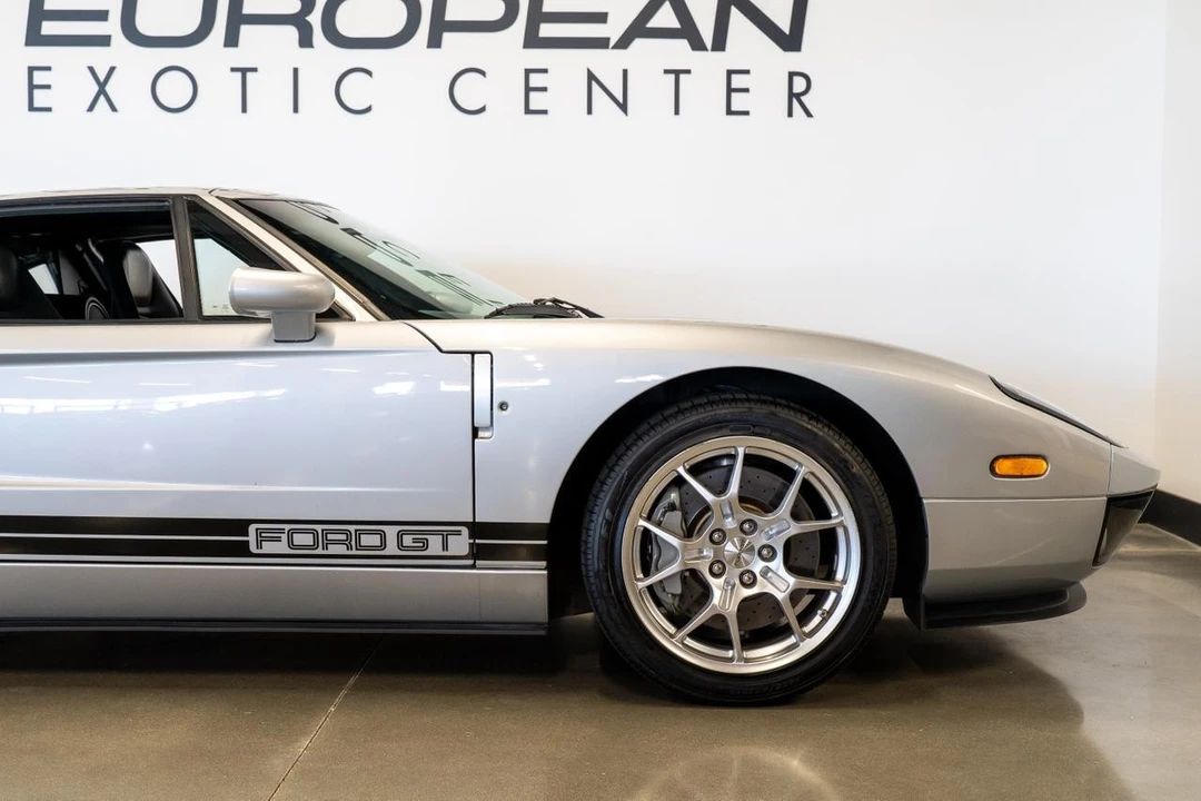 2005 Ford GT 1st Gen - Image 18 of 21