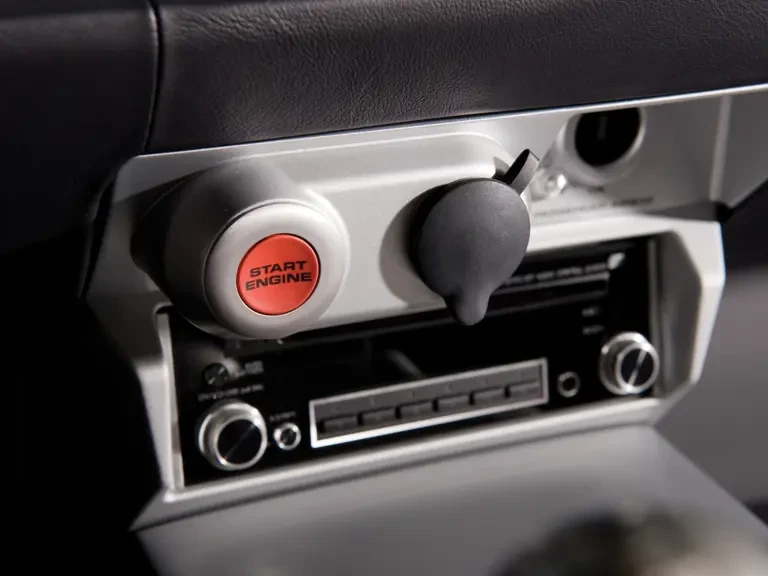 2005 Ford GT 1st Gen - Image 17 of 29