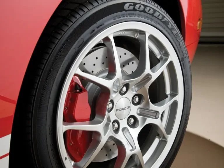 2005 Ford GT 1st Gen - Image 24 of 29