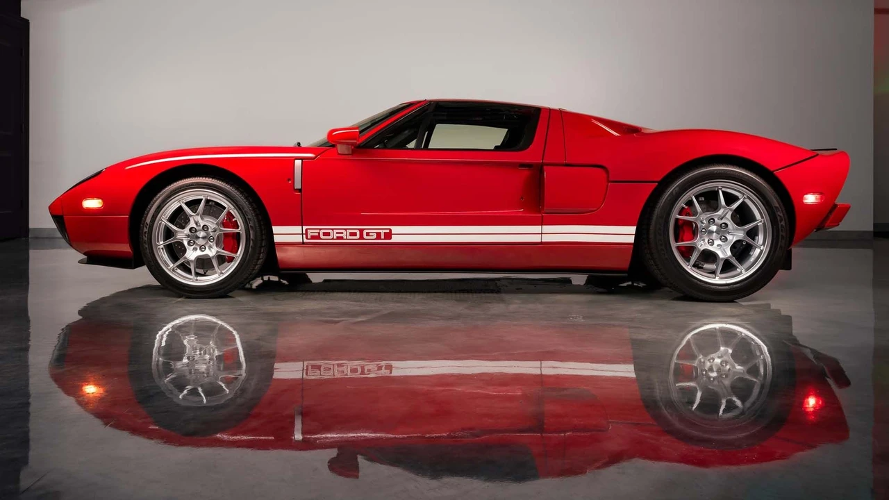 2005 Ford GT 1st Gen - Image 3 of 31