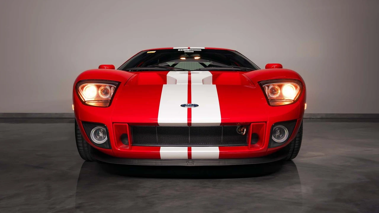 2005 Ford GT 1st Gen - Image 2 of 31