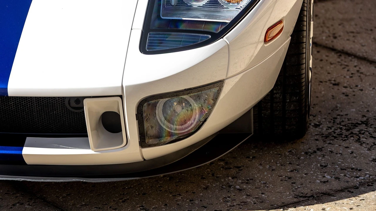 2005 Ford GT 1st Gen - Image 17 of 31