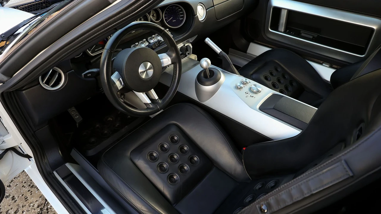 2005 Ford GT 1st Gen - Image 5 of 31