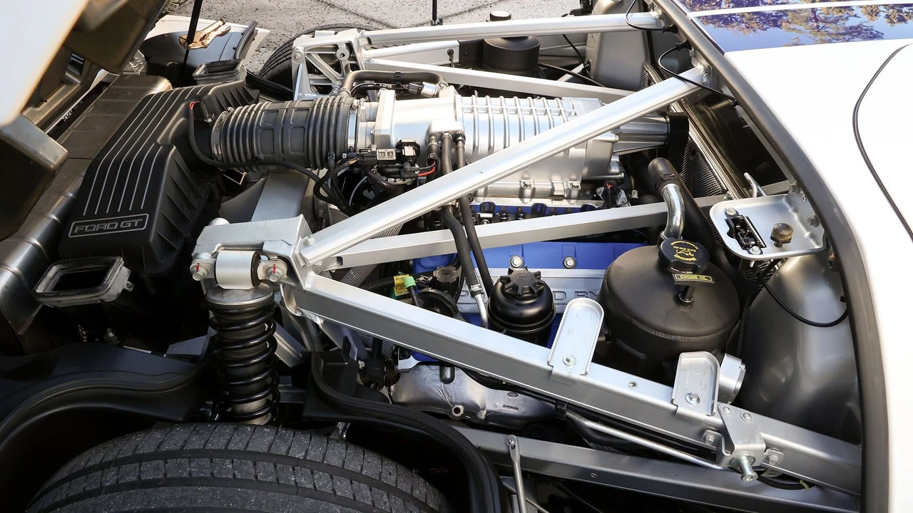 2005 Ford GT 1st Gen - Image 7 of 31