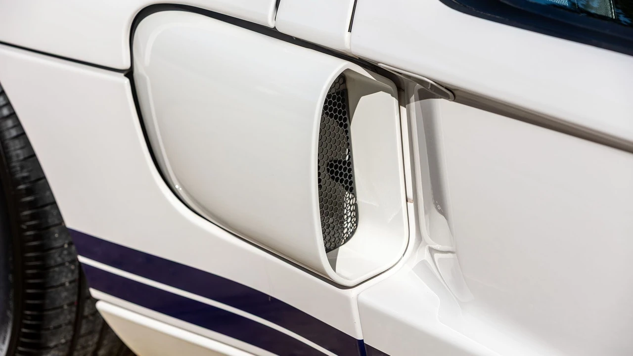2005 Ford GT 1st Gen - Image 30 of 31