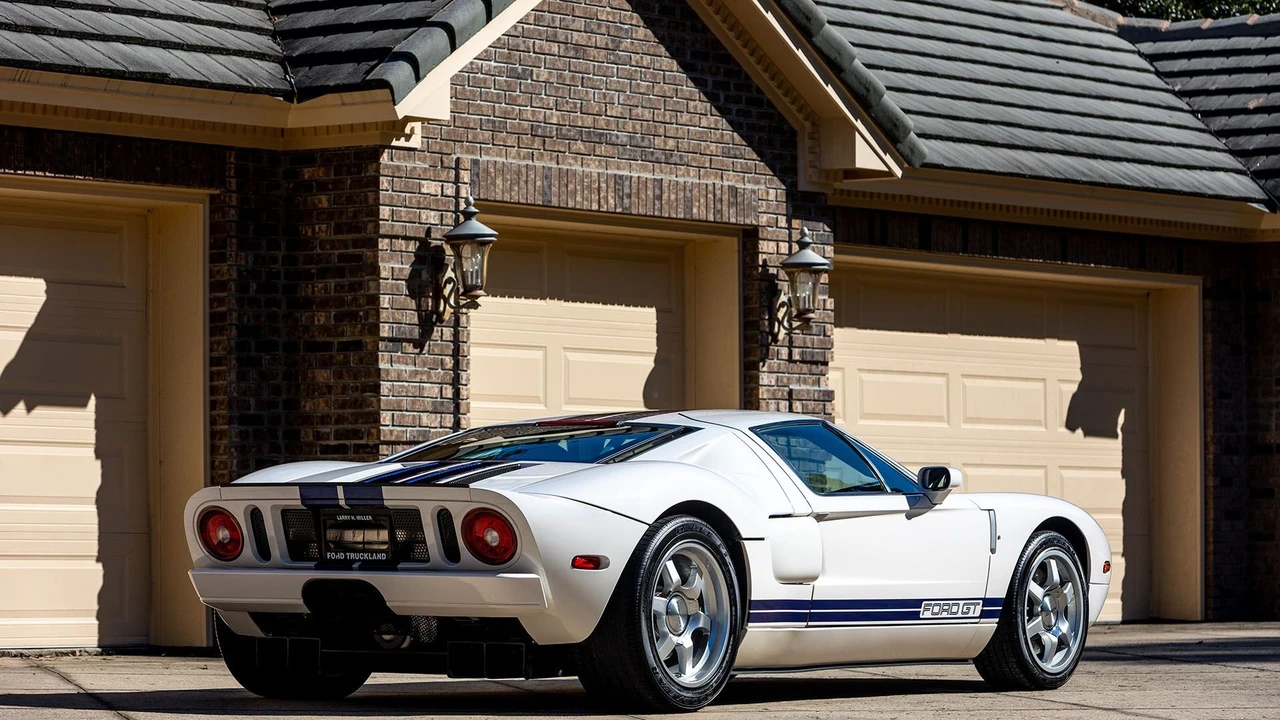 2005 Ford GT 1st Gen - Image 4 of 31