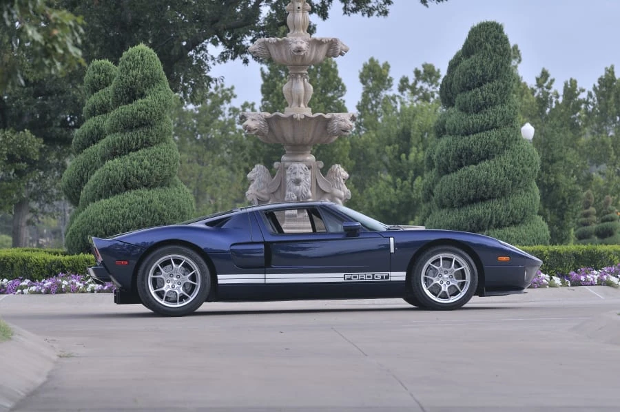 2005 Ford GT 1st Gen - Image 2 of 11