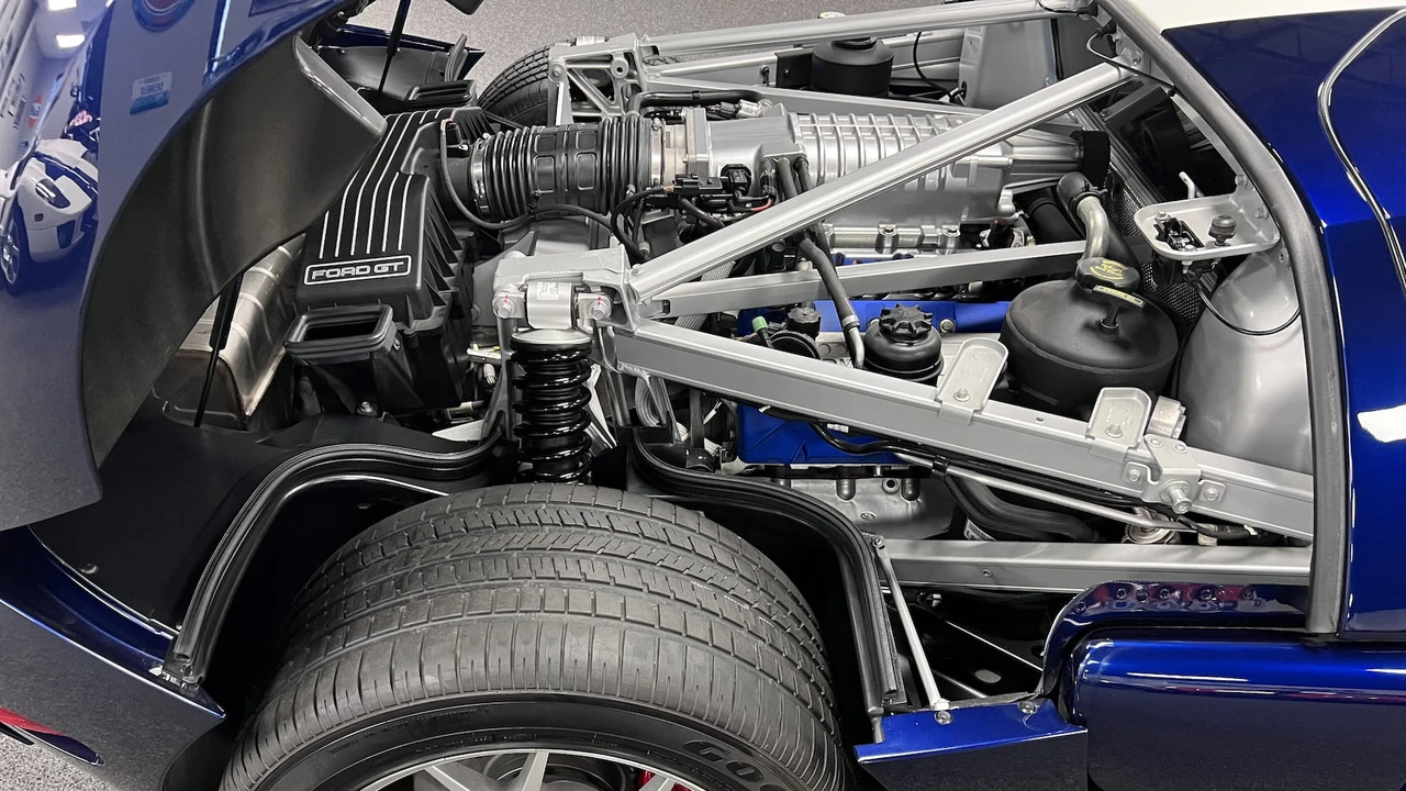 2005 Ford GT 1st Gen - Image 9 of 24