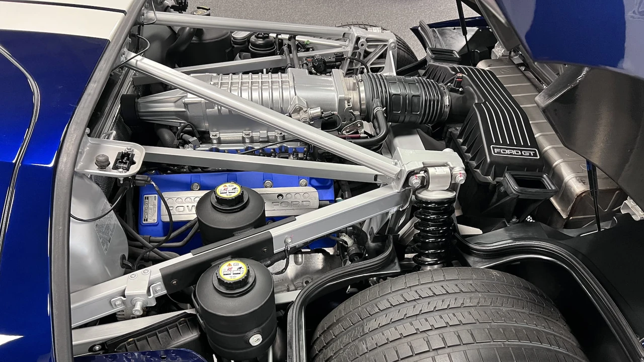2005 Ford GT 1st Gen - Image 10 of 24