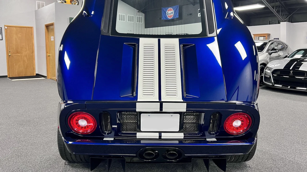 2005 Ford GT 1st Gen - Image 15 of 24