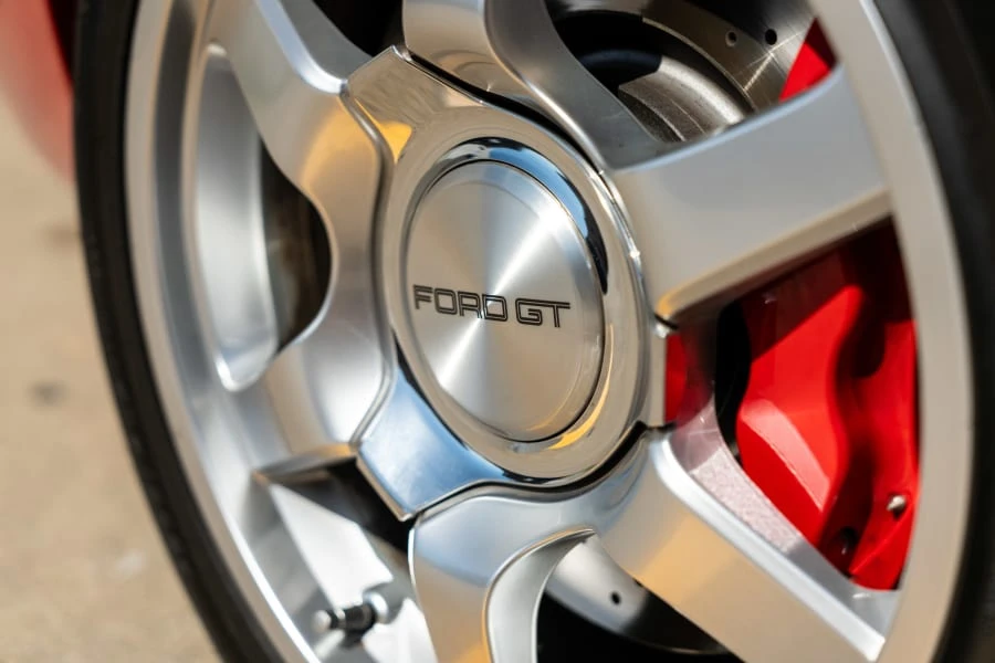 2005 Ford GT 1st Gen - Image 17 of 31