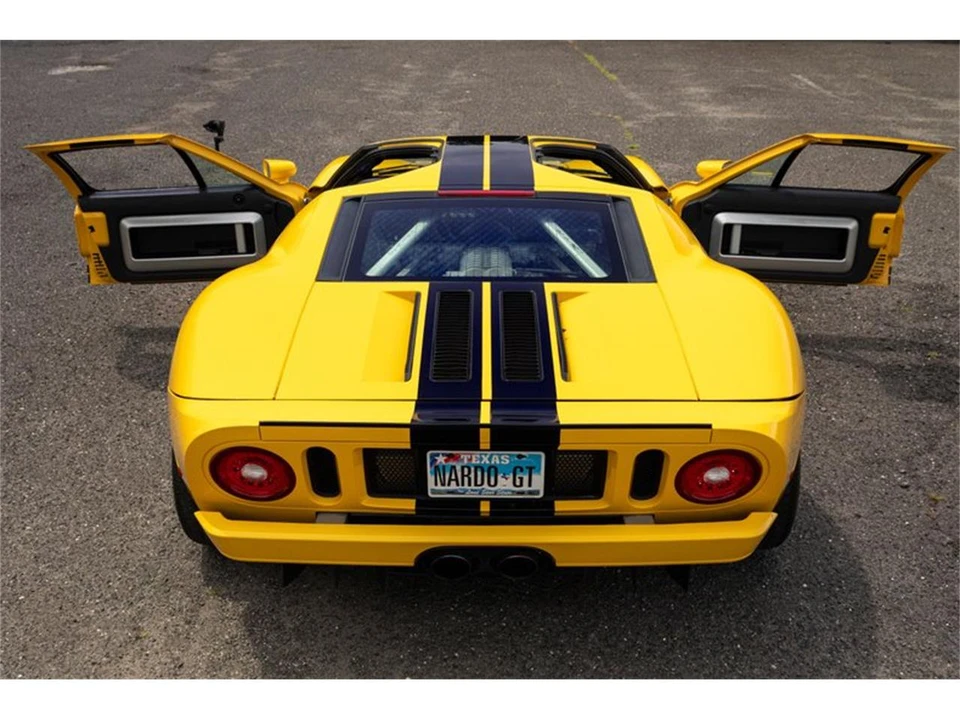 2005 Ford GT 1st Gen - Image 14 of 31