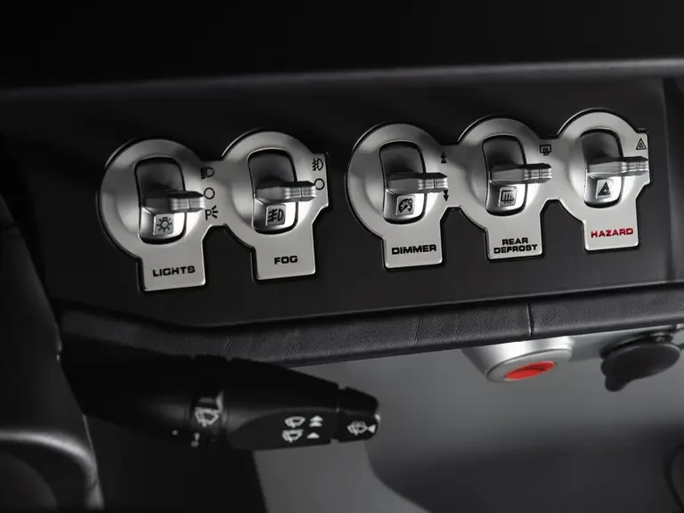 2005 Ford GT 1st Gen - Image 21 of 31