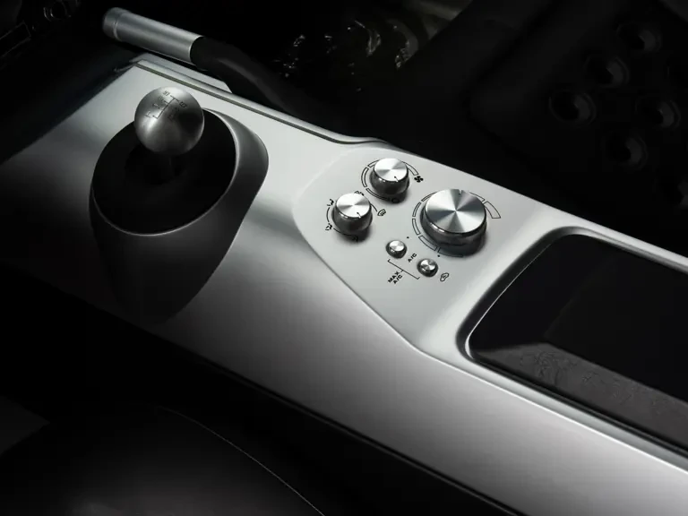 2005 Ford GT 1st Gen - Image 17 of 31