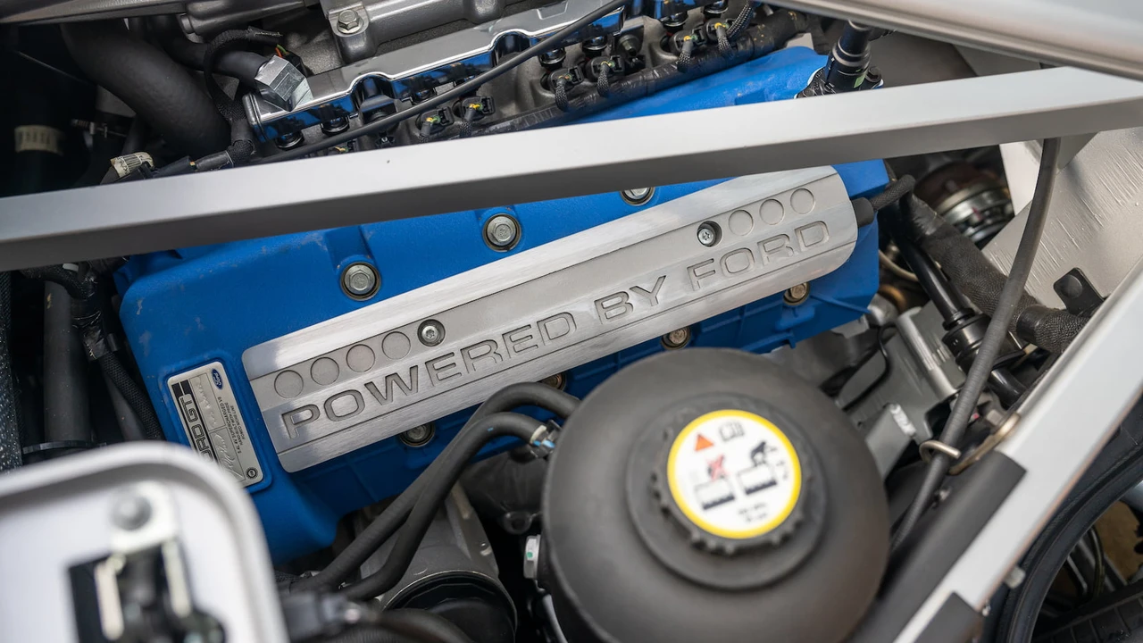 2005 Ford GT 1st Gen - Image 17 of 31