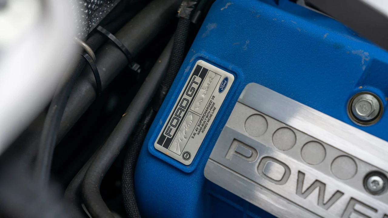 2005 Ford GT 1st Gen - Image 23 of 31