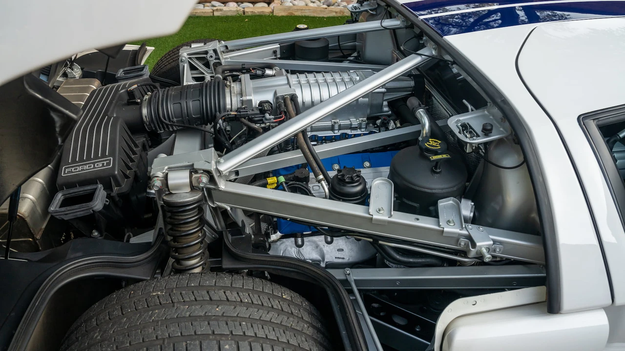 2005 Ford GT 1st Gen - Image 7 of 31