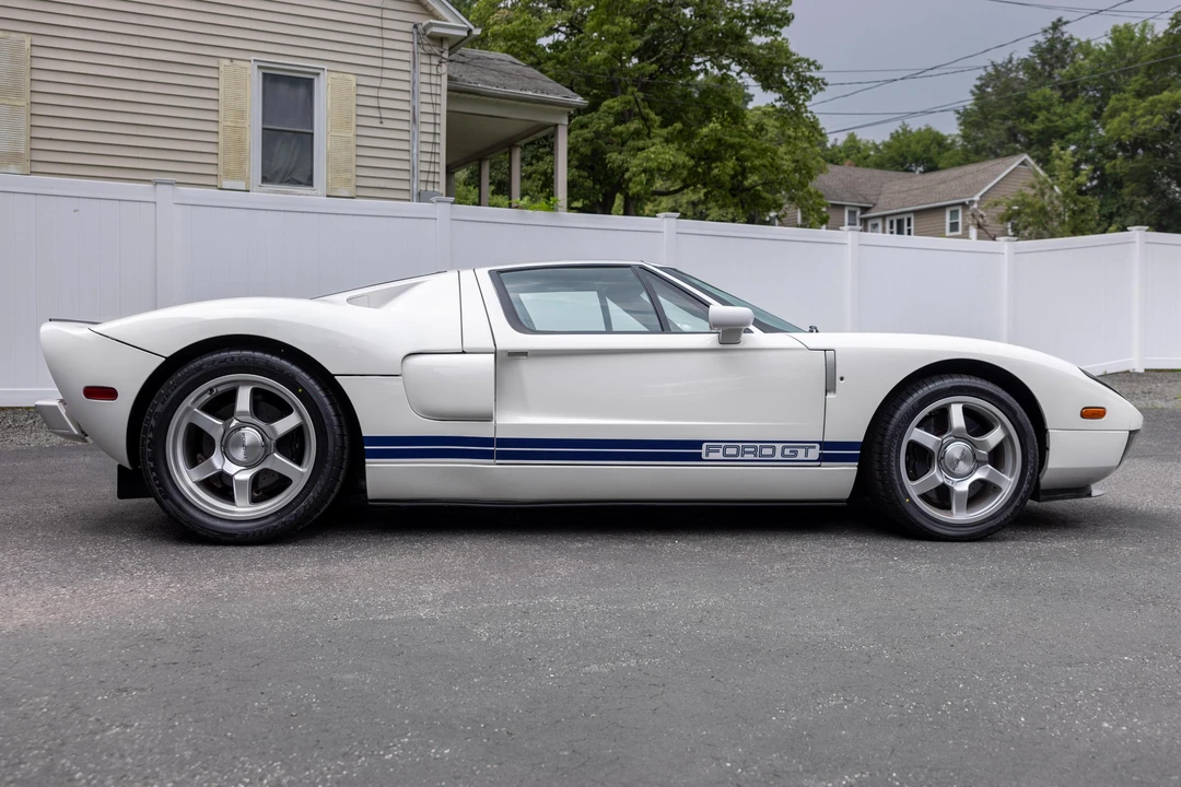 2005 Ford GT 1st Gen - Image 3 of 31