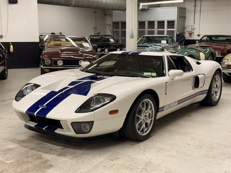 2005 Ford GT 1st Gen - Image 3 of 31