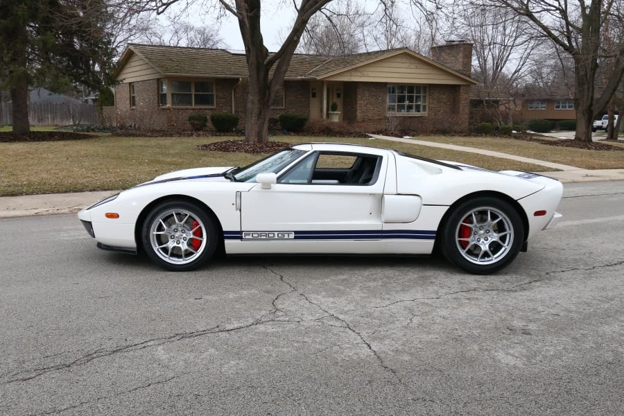 2005 Ford GT 1st Gen - Image 2 of 12