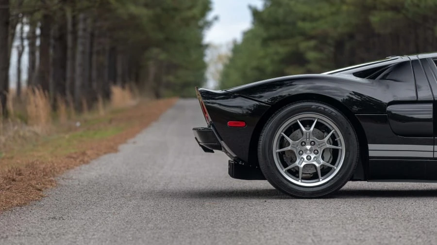 2005 Ford GT 1st Gen - Image 10 of 30