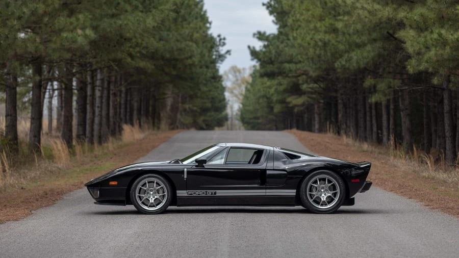 2005 Ford GT 1st Gen - Image 23 of 30
