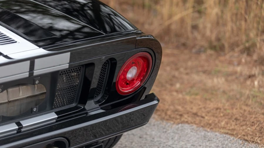 2005 Ford GT 1st Gen - Image 28 of 30