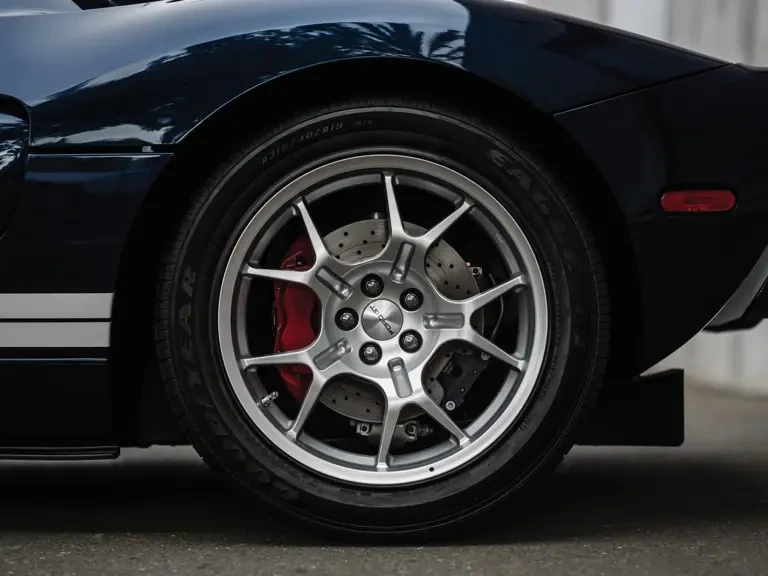 2005 Ford GT 1st Gen - Image 16 of 31